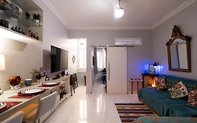 Charmoso Apartamento Leme/copacabana